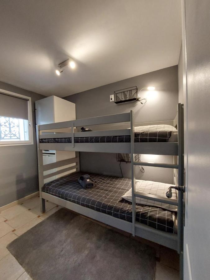 Bed and Breakfast Mas Des Cigognes Le Thor Exterior foto