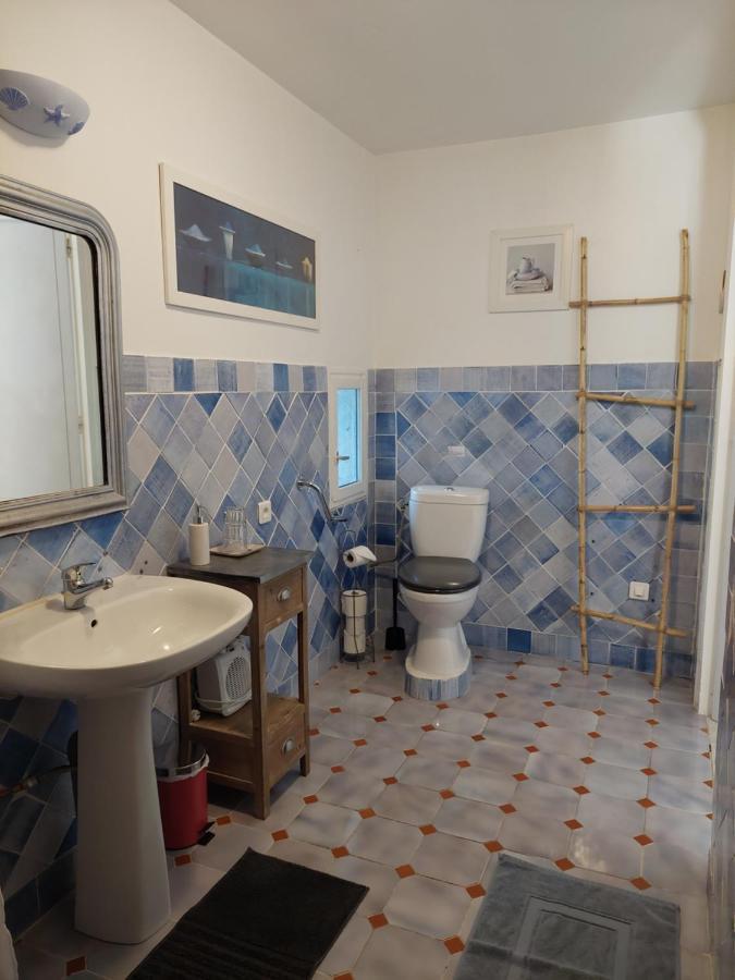 Bed and Breakfast Mas Des Cigognes Le Thor Exterior foto