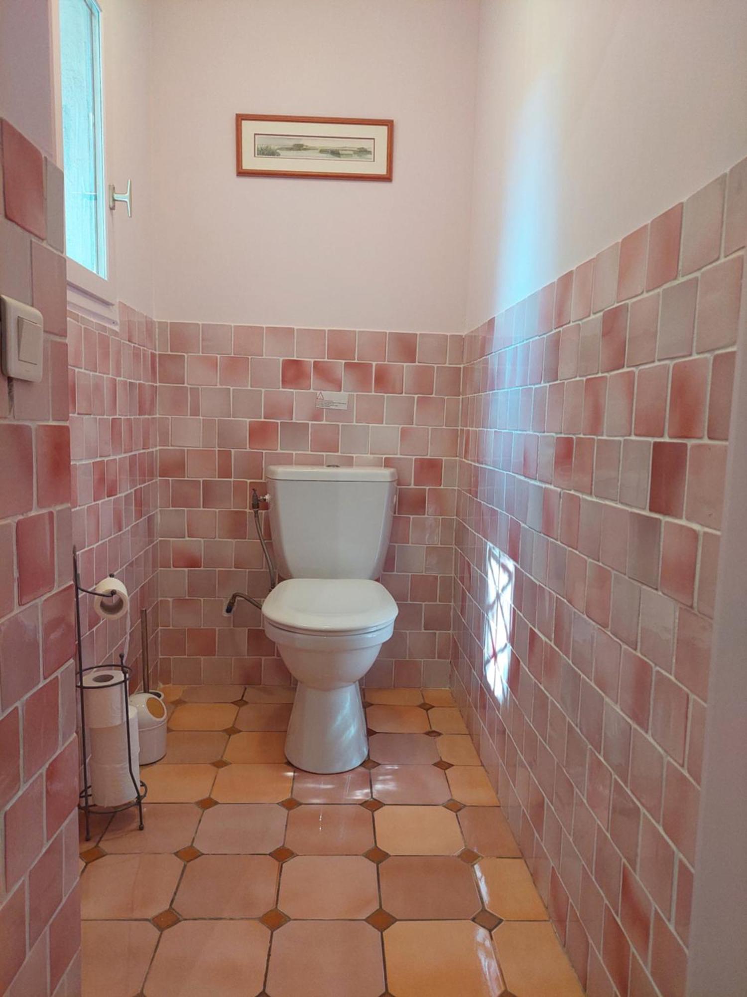Bed and Breakfast Mas Des Cigognes Le Thor Zimmer foto